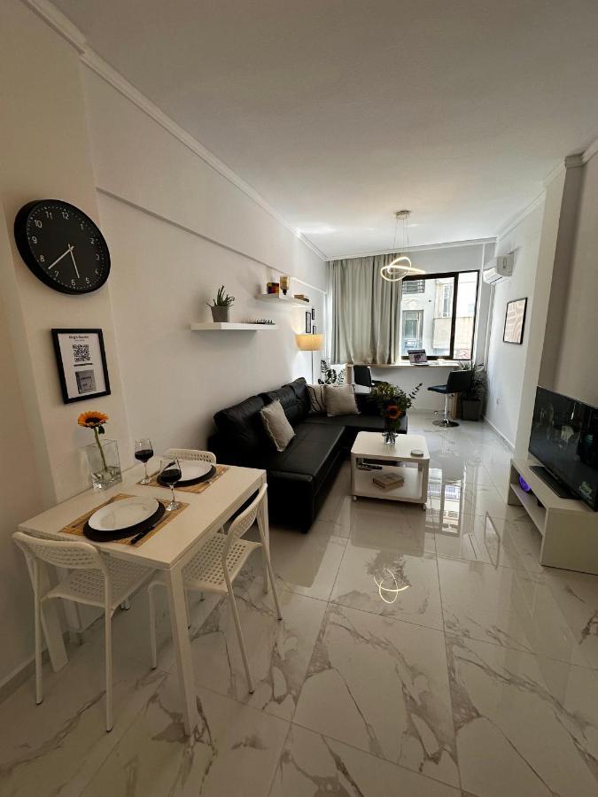 King'S Gambit Suite Thessaloniki Exterior photo